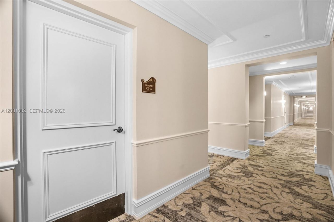 16102 Emerald Estates Dr , Unit 210, Weston, FL 33331 Photo