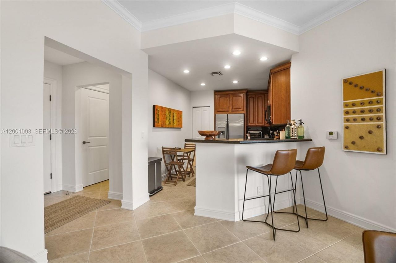 16102 Emerald Estates Dr , Unit 210, Weston, FL 33331 Photo