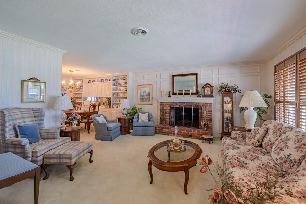 805 E Sylvan Drive, Brandon, FL 33510 Photo