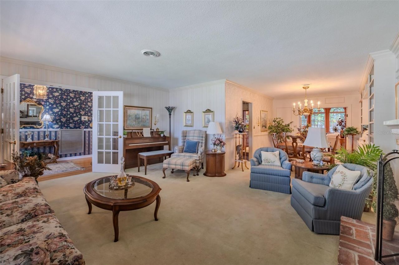 805 E Sylvan Drive, Brandon, FL 33510 Photo