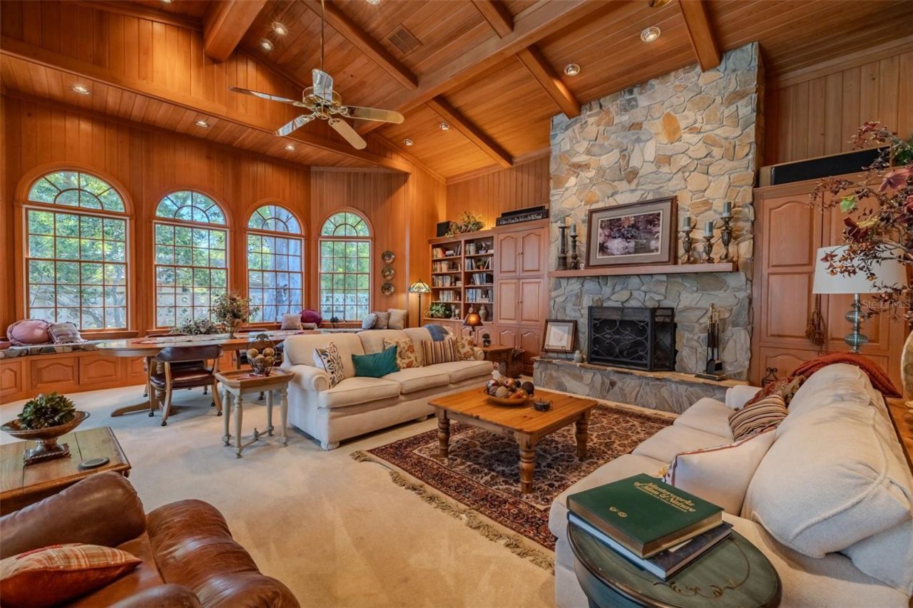 805 E Sylvan Drive, Brandon, FL 33510 Photo