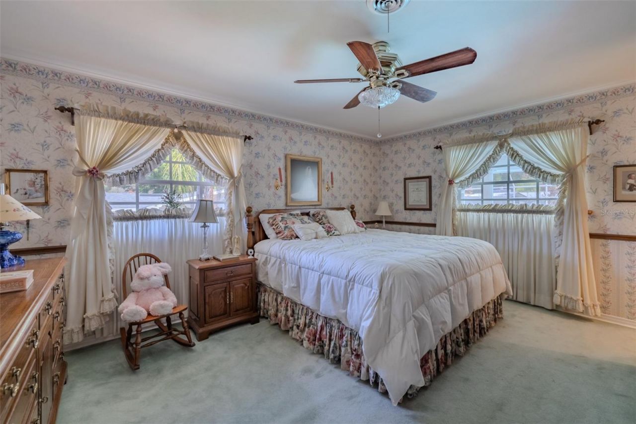 805 E Sylvan Drive, Brandon, FL 33510 Photo