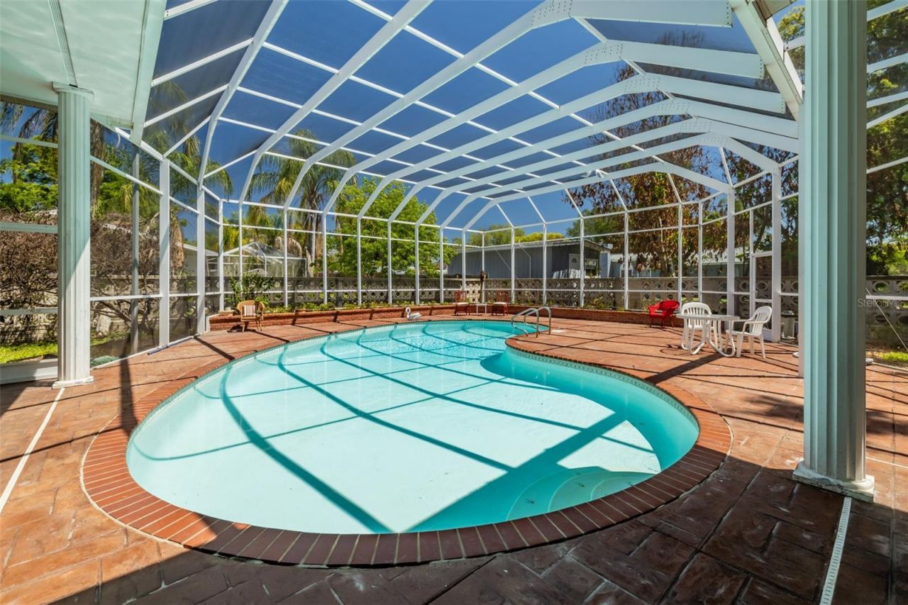 805 E Sylvan Drive, Brandon, FL 33510 Photo