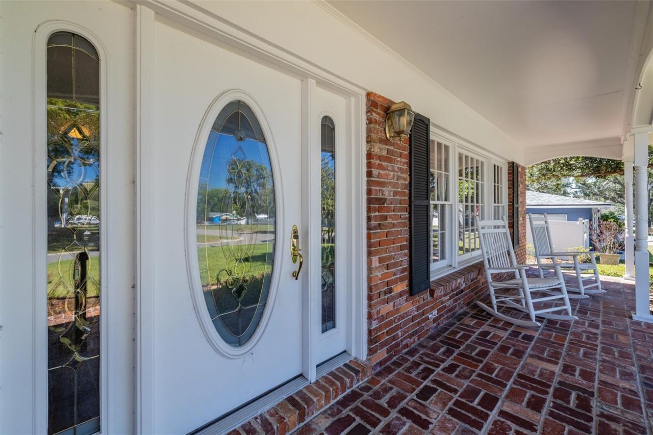 805 E Sylvan Drive, Brandon, FL 33510 Photo