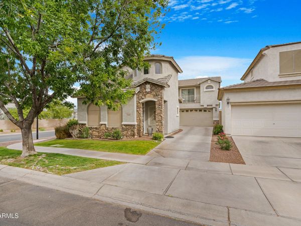 1802 E DONNER Drive, Phoenix, AZ 85042