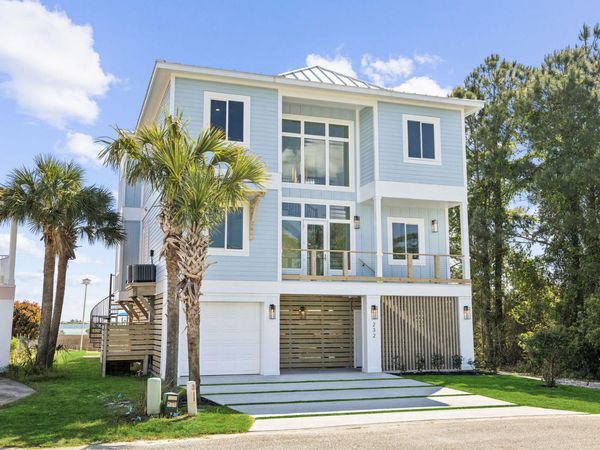 232 Tecumseh Lane, Mary Esther, FL 32569