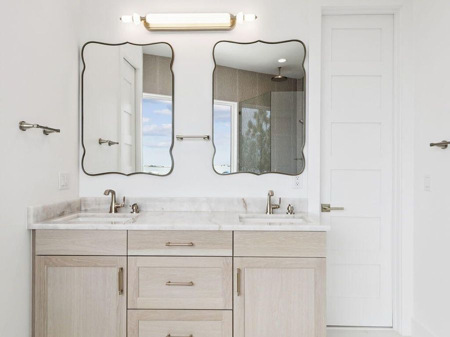 Property Image 104
