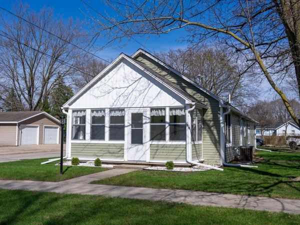 304 Adams Street N, Mt Pleasant, MI 48858