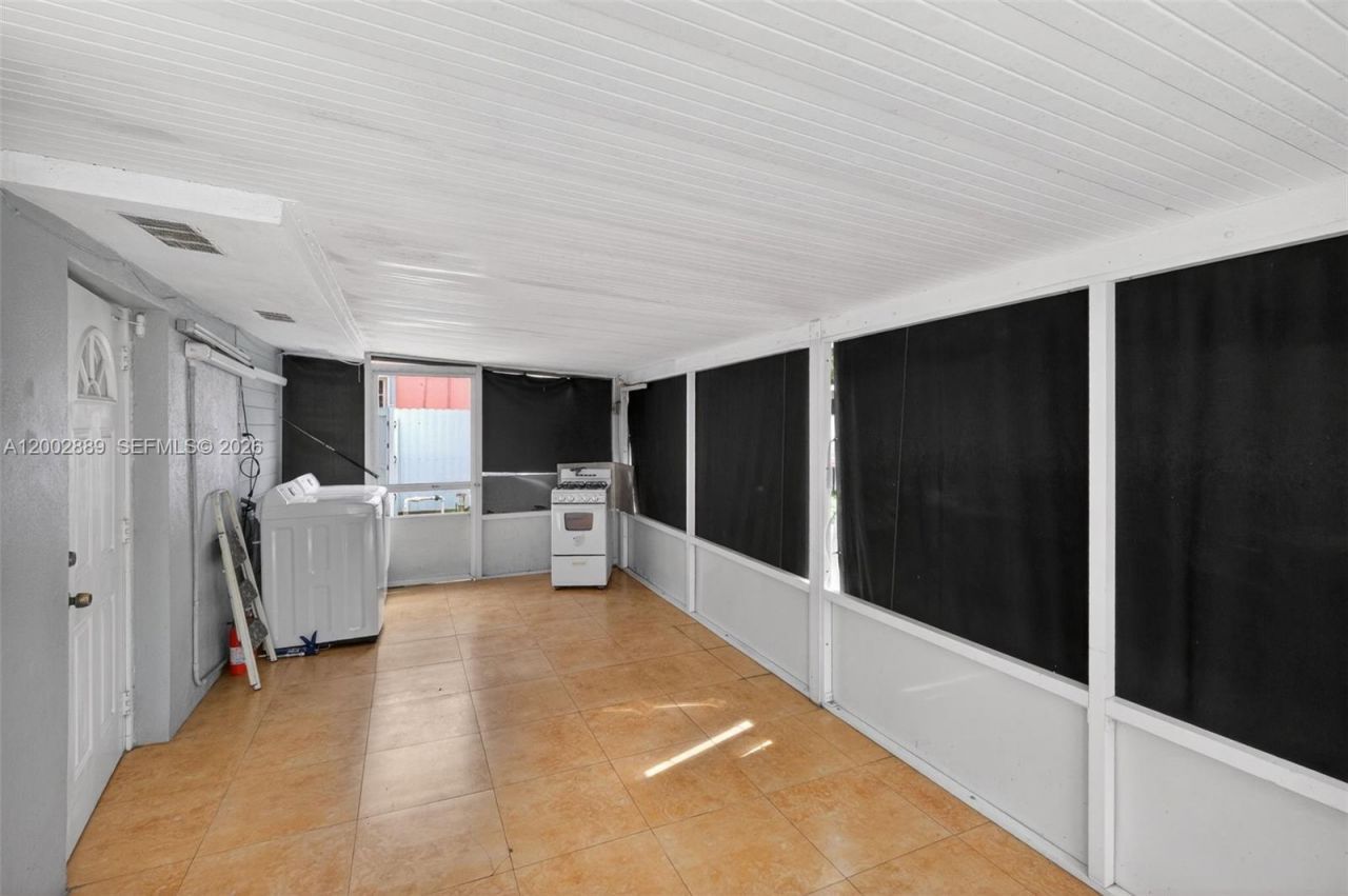 1130-1132 NW 34th Ave, Miami, FL 33125 Photo
