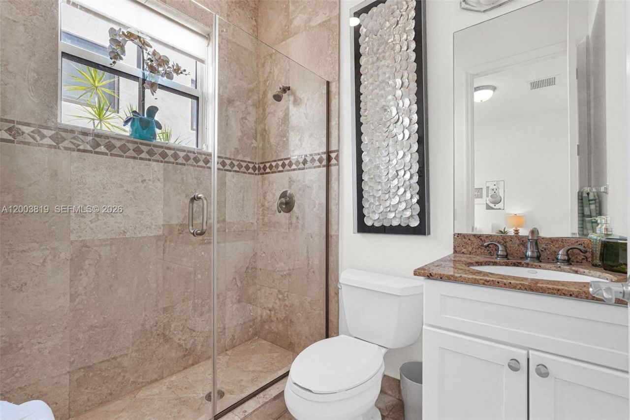 2143 N Bay Rd, Miami Beach, FL 33140 Photo