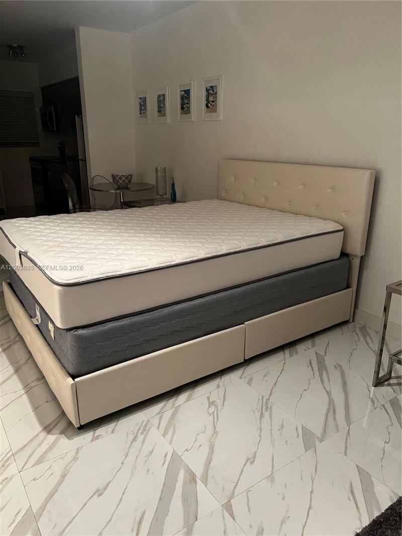 1611 West Ave , Unit 12, Miami Beach, FL 33139 Photo