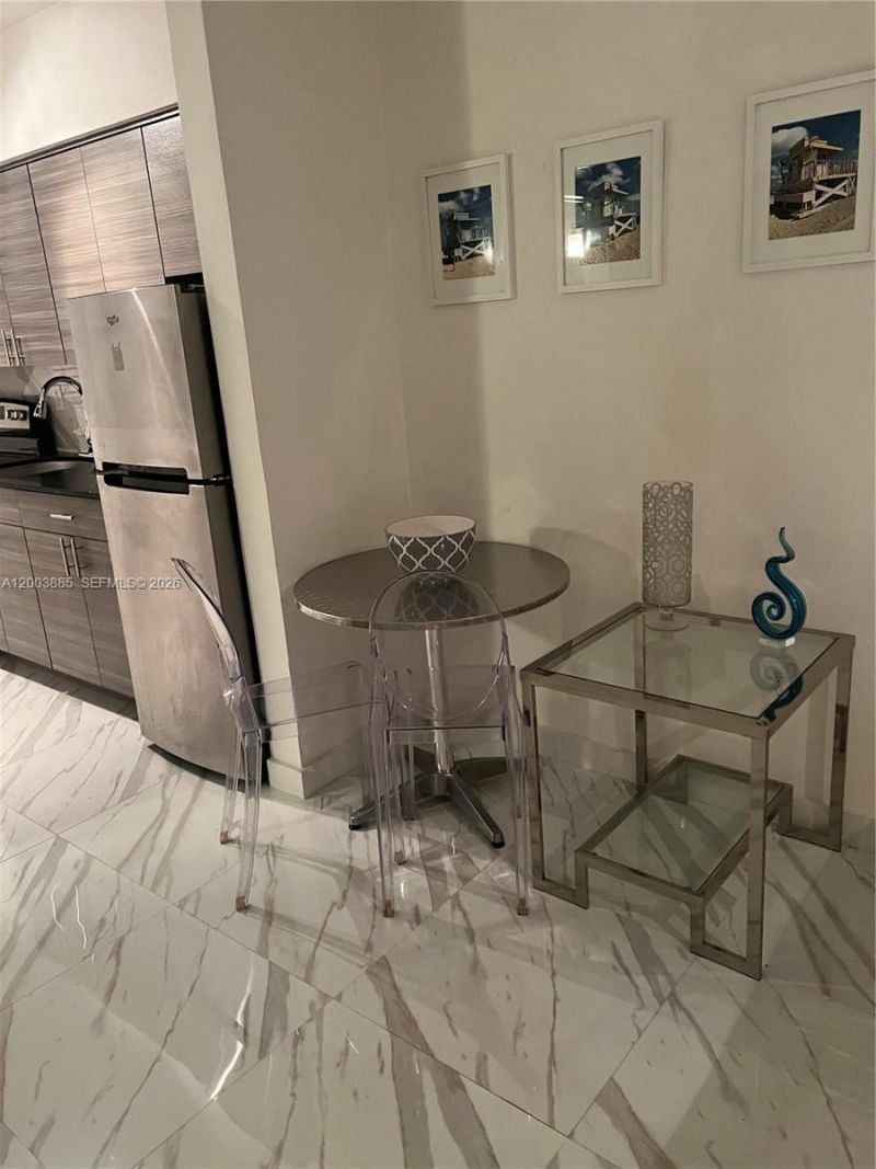 1611 West Ave , Unit 12, Miami Beach, FL 33139 Photo