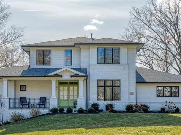 9821 Warington Square, Creve Coeur, MO 63141