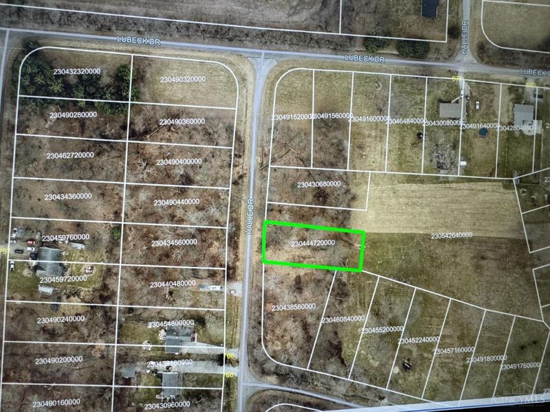 895 Dresden Drive, Perry Twp, OH 45118 Photo 3