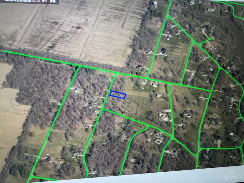 895 Dresden Drive, Perry Twp, OH 45118 Photo 8