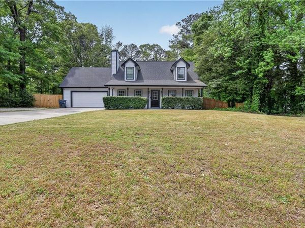 2115 Huntington Drive, Loganville, GA 30052