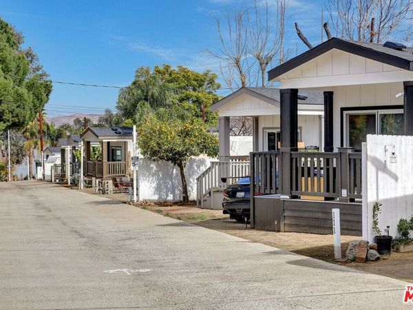 17650 Grand Avenue , Unit 8, Lake Elsinore, CA 92530