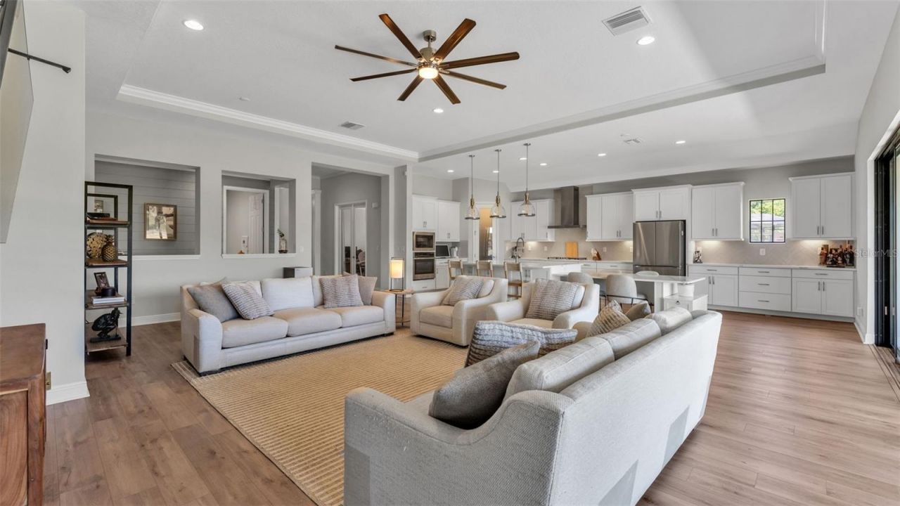 13112 Wellspring Drive, Lithia, FL 33547 Photo