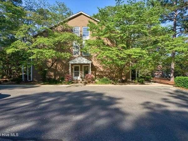 9265 Us 15-501 Highway 10g Highway, Pinehurst, NC 28374