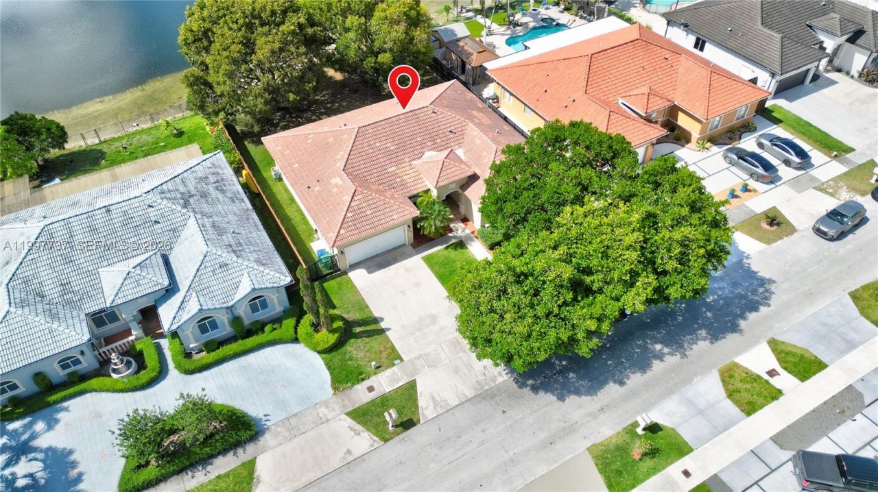 16252 SW 42nd Ter, Miami, FL 33185 Photo