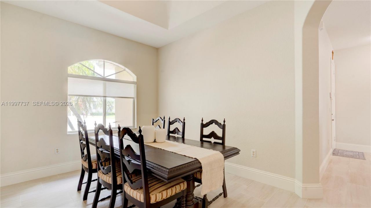 16252 SW 42nd Ter , Miami, FL 33185 Photo