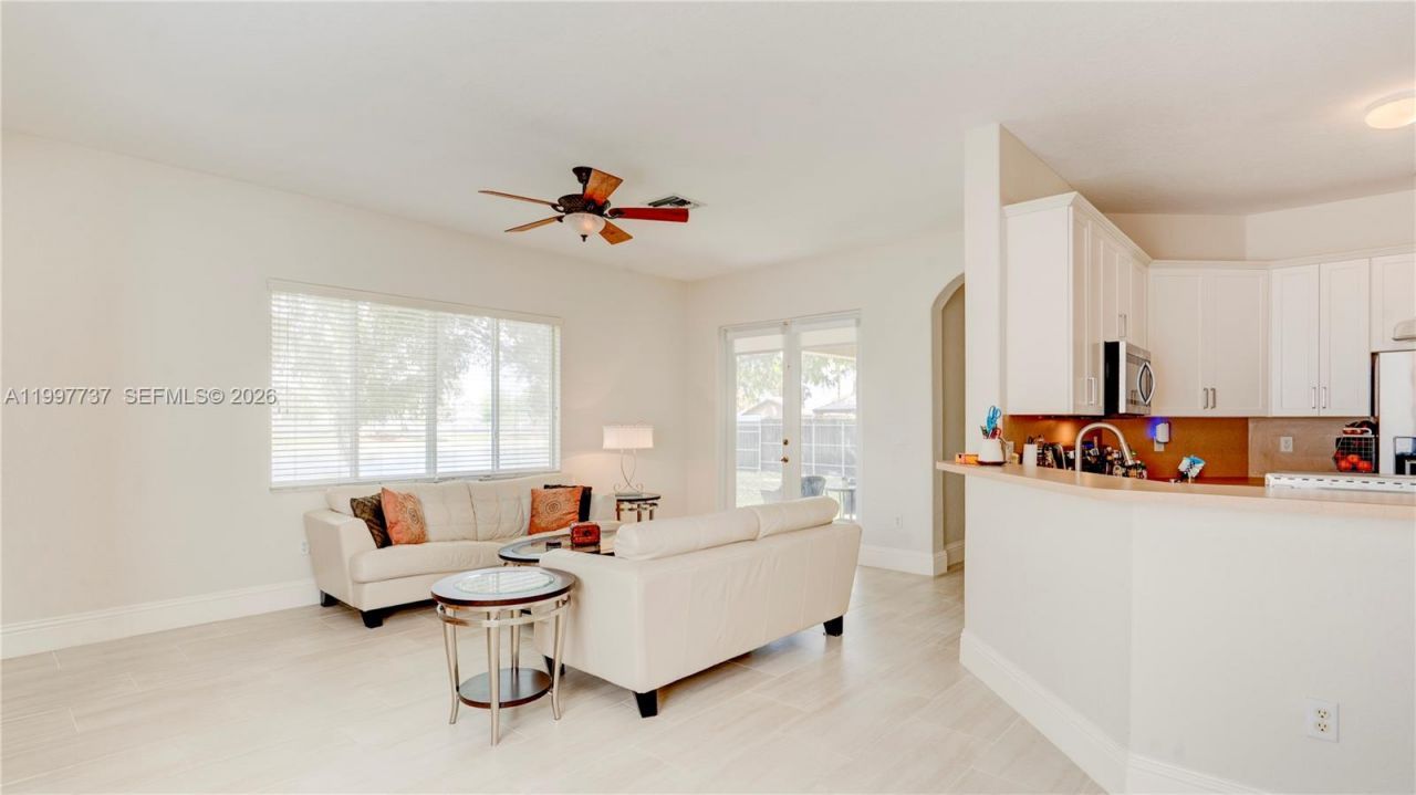 16252 SW 42nd Ter , Miami, FL 33185 Photo