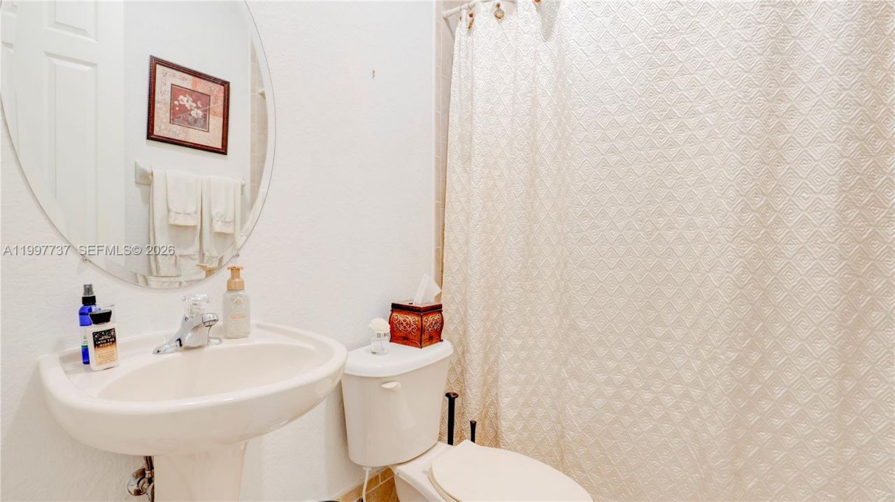 16252 SW 42nd Ter , Miami, FL 33185 Photo