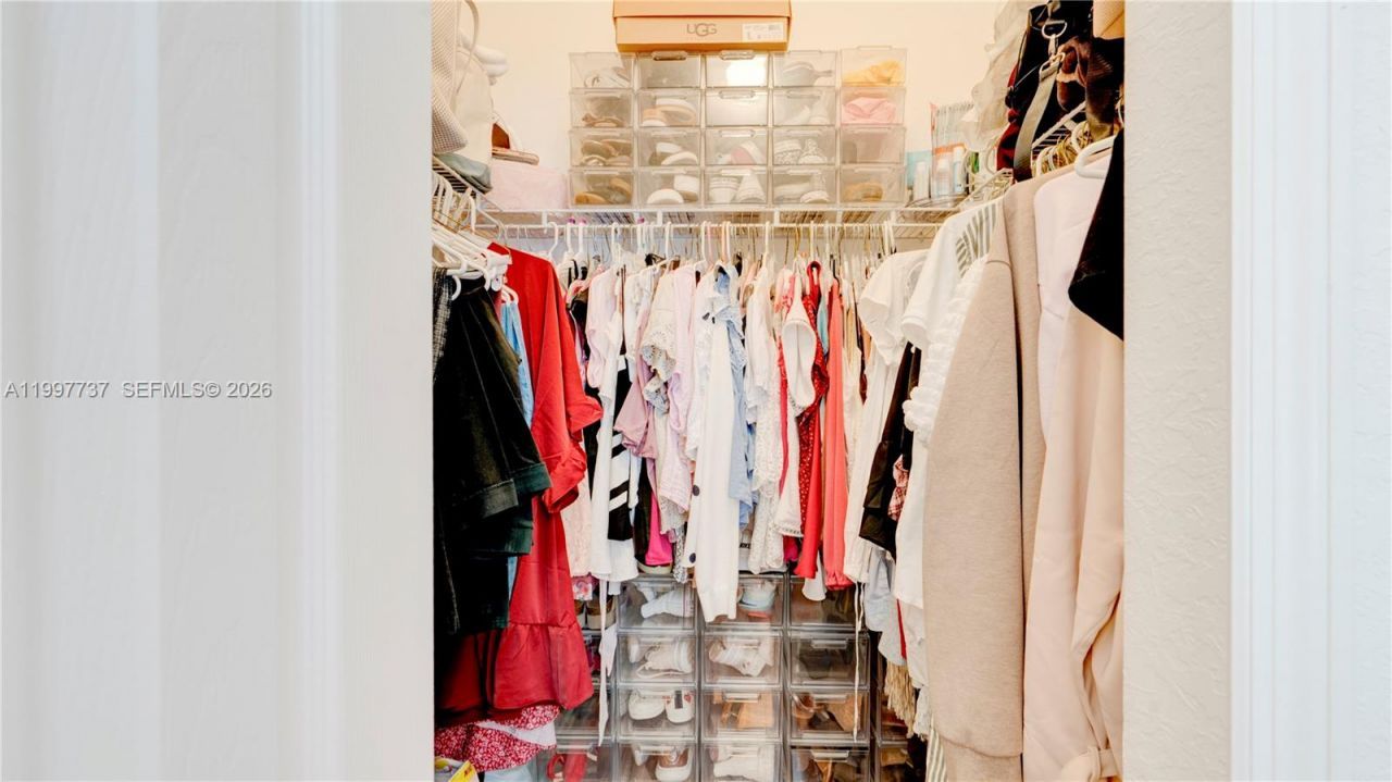 16252 SW 42nd Ter , Miami, FL 33185 Photo