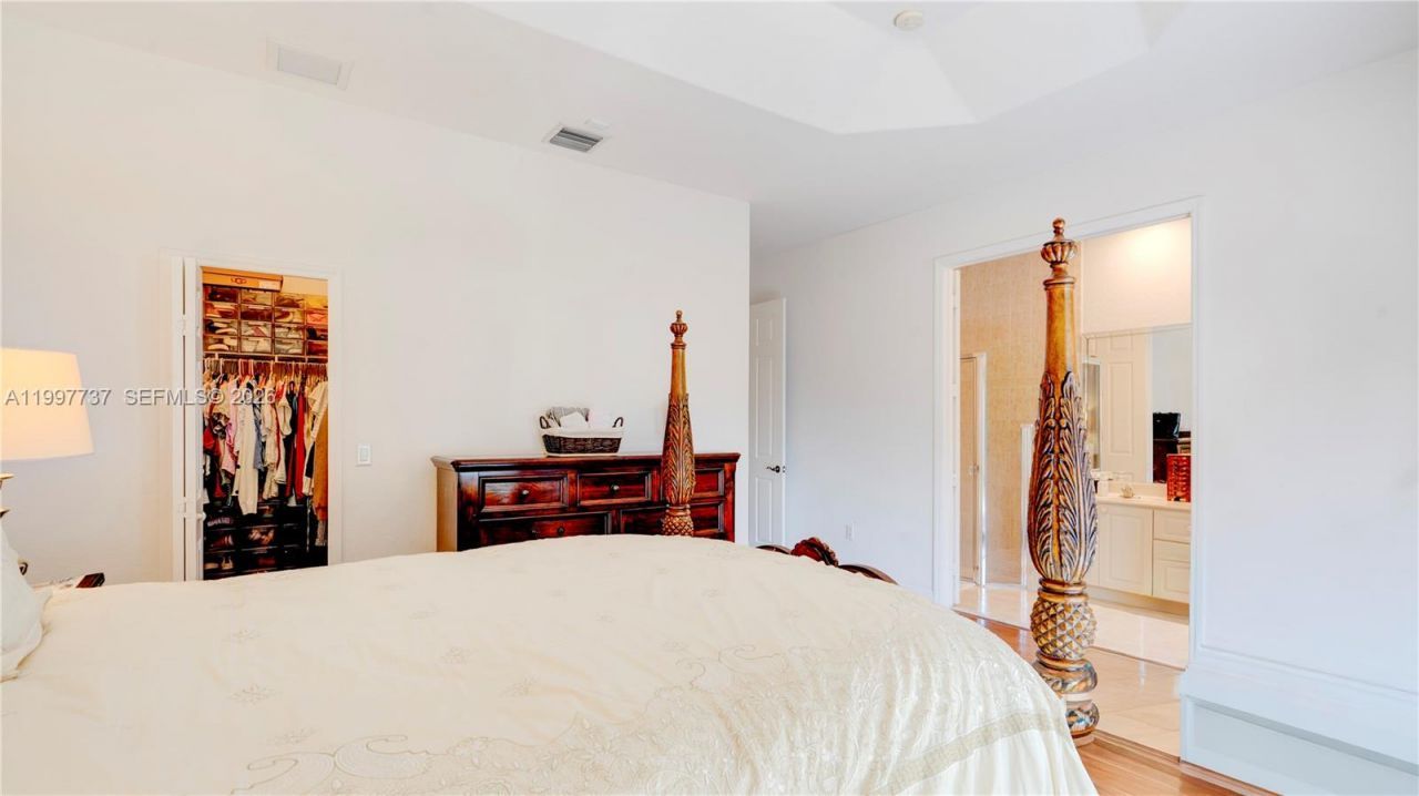 16252 SW 42nd Ter , Miami, FL 33185 Photo