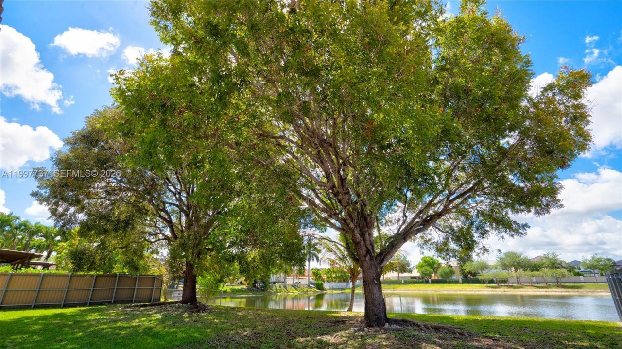 16252 SW 42nd Ter , Miami, FL 33185 Photo