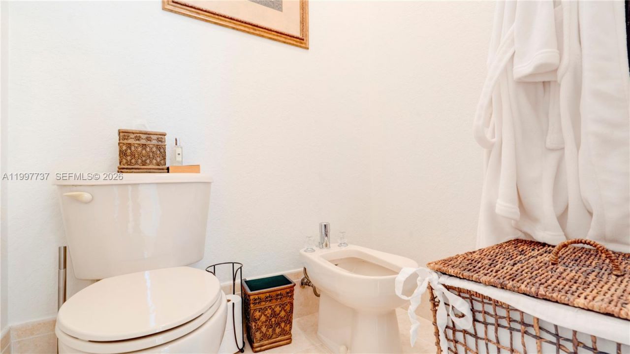 16252 SW 42nd Ter , Miami, FL 33185 Photo