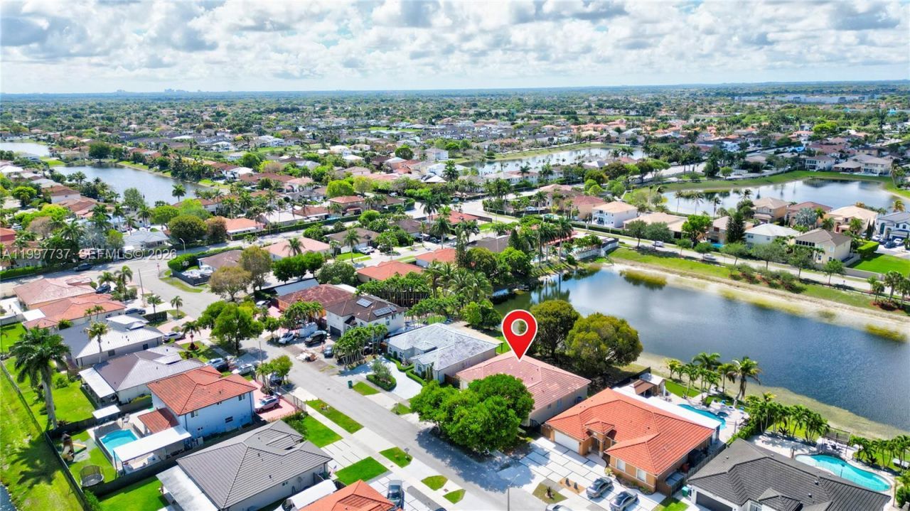 16252 SW 42nd Ter, Miami, FL 33185 Photo