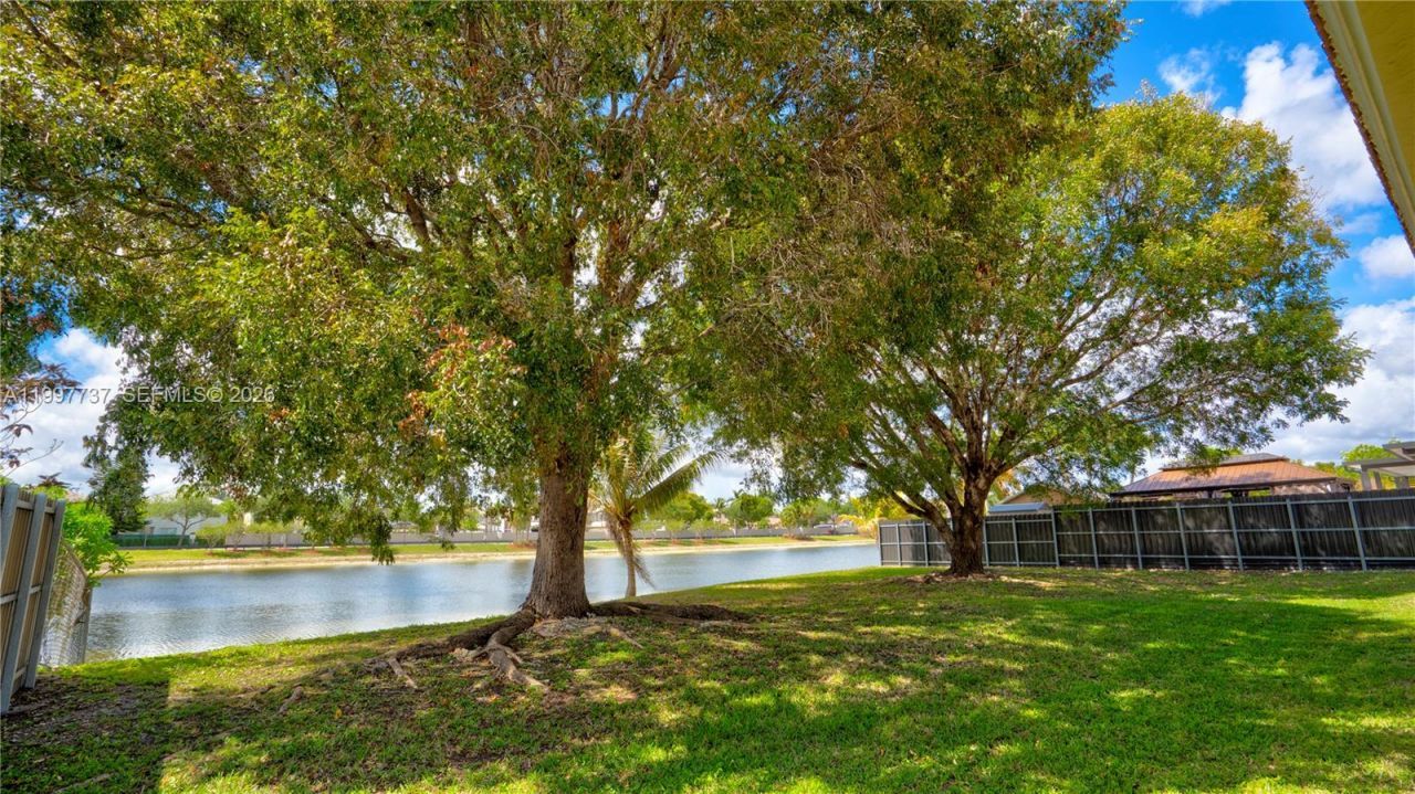 16252 SW 42nd Ter , Miami, FL 33185 Photo