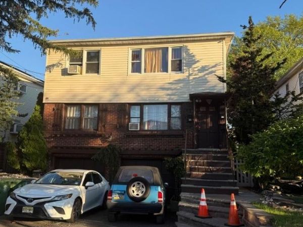 1036 Nora Dr, Linden, NJ 07036