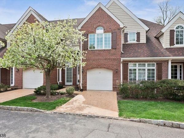 28 SCHMIDT CIRCLE, Watchung, NJ 07069