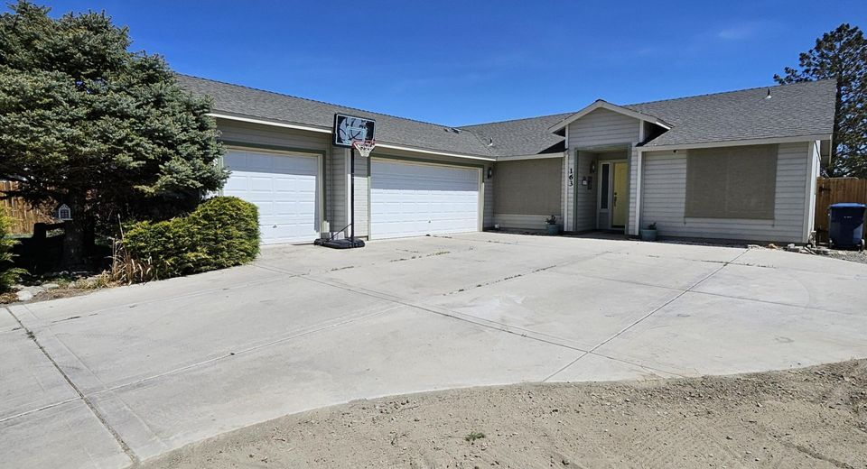 163 Shadow Mountain Drive, Fernley, NV 89408 Photo