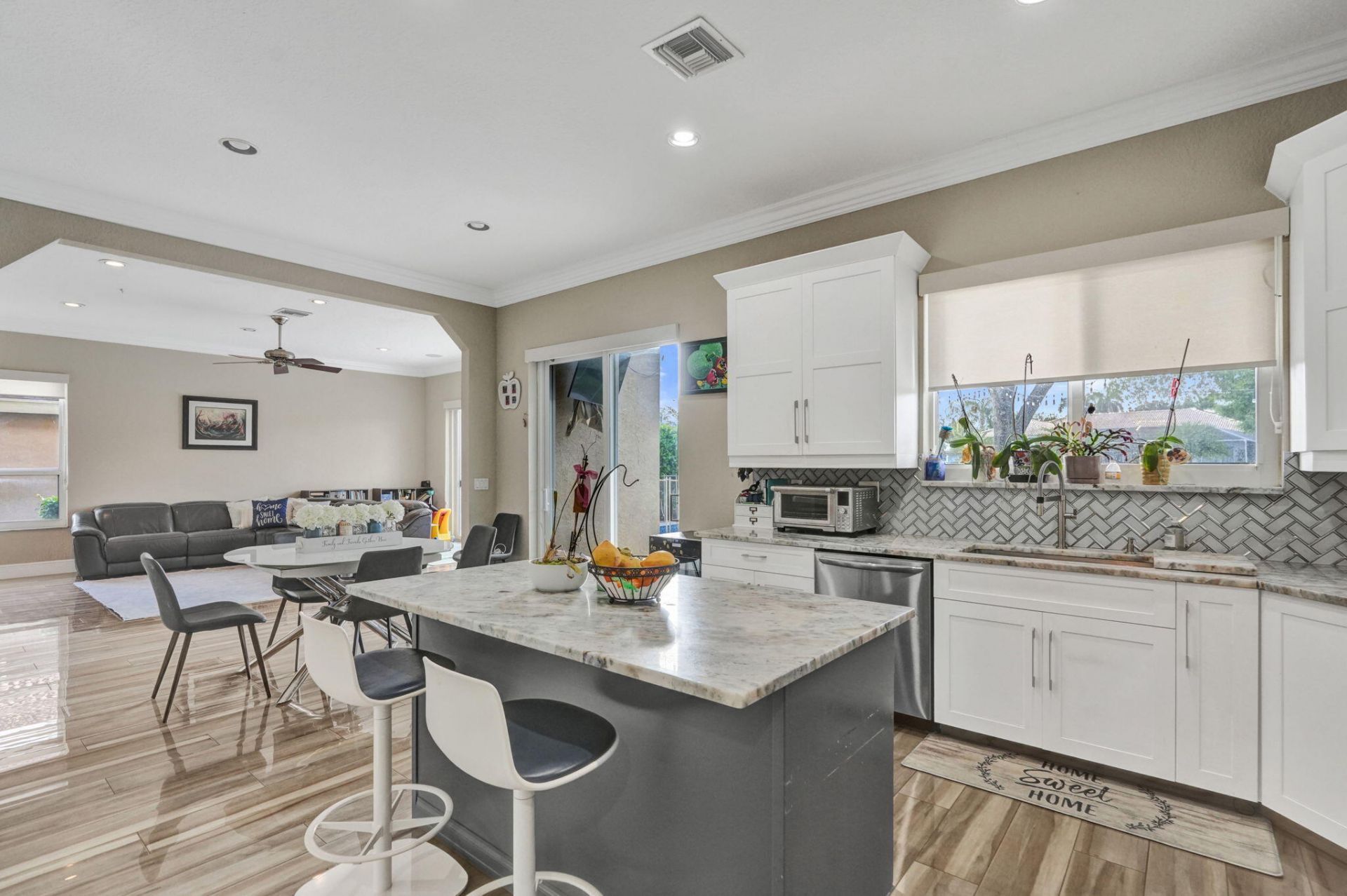 6820 NW 73rd Street, Parkland, FL 33067 Photo