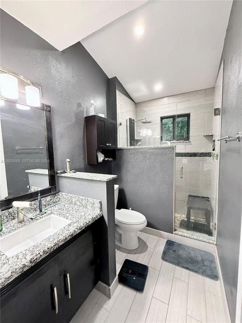 7645 NW 38th Ct, Sunrise, FL 33351 Photo