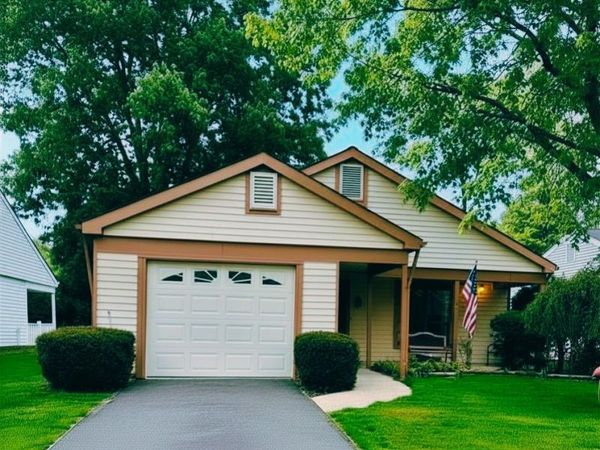 268 Edinburgh Drive, Ridge, NY 11961