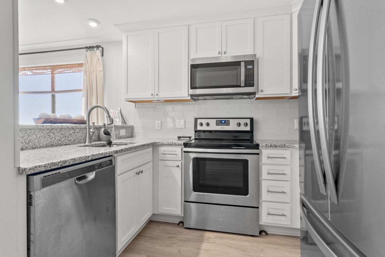 2203 S Ocean Blvd. Photo 5