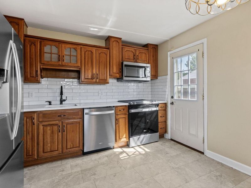 228 Ziegler Avenue, Columbus, OH 43207 Photo 8