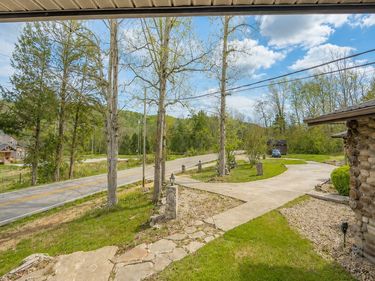 5355 Kentucky 790, Bronston, KY 42518