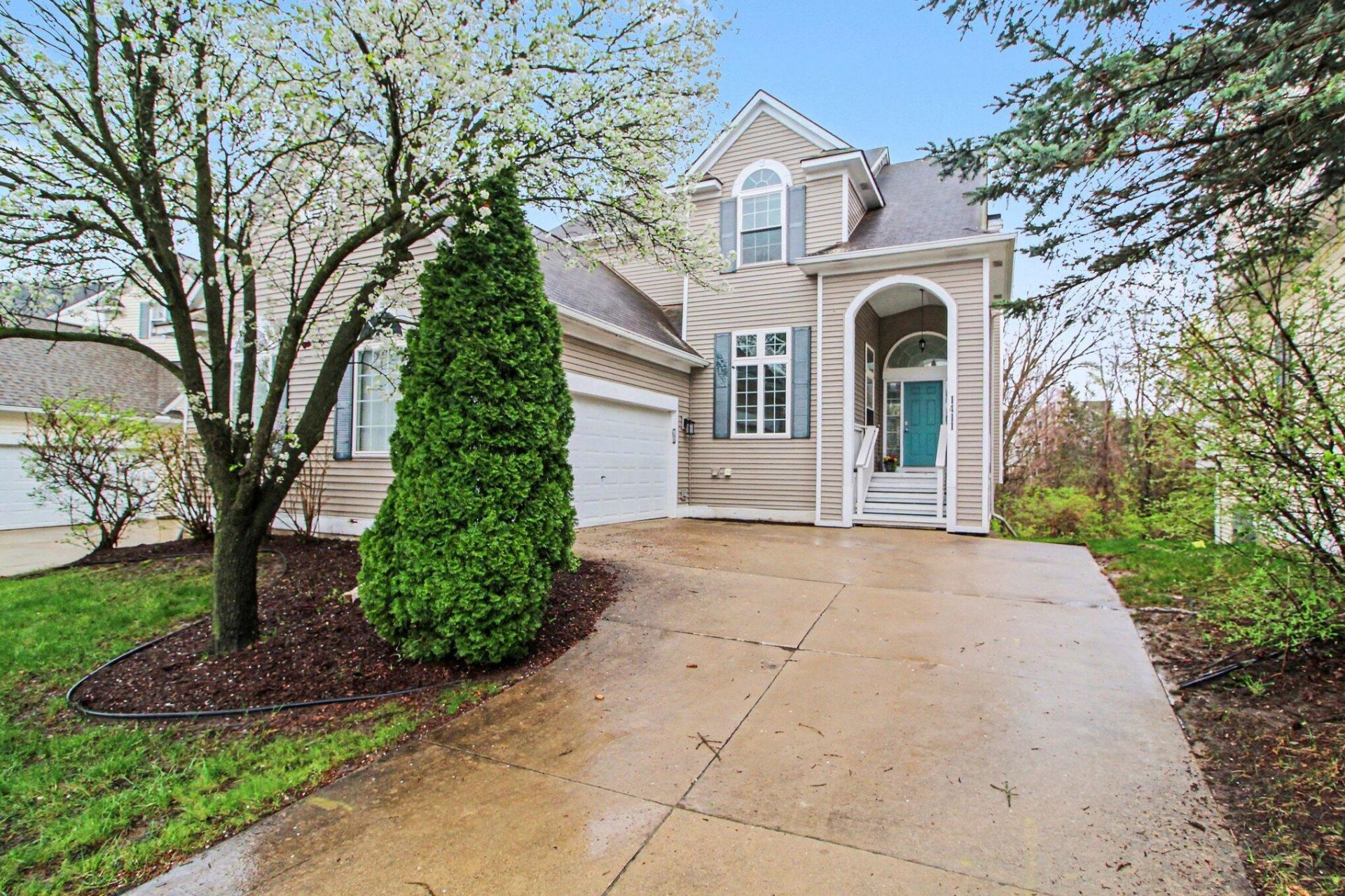 1411 N Bay Drive, Ann Arbor, MI 48103 Main Photo