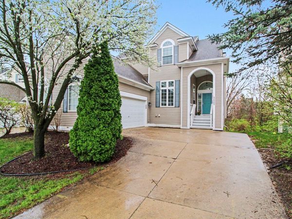 1411 N Bay Drive, Ann Arbor, MI 48103