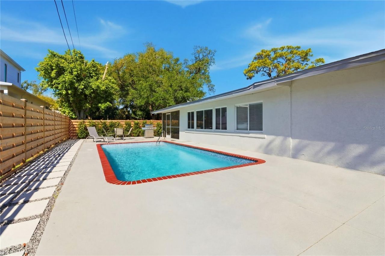 630 Corwood Drive , Sarasota, FL 34234 Photo
