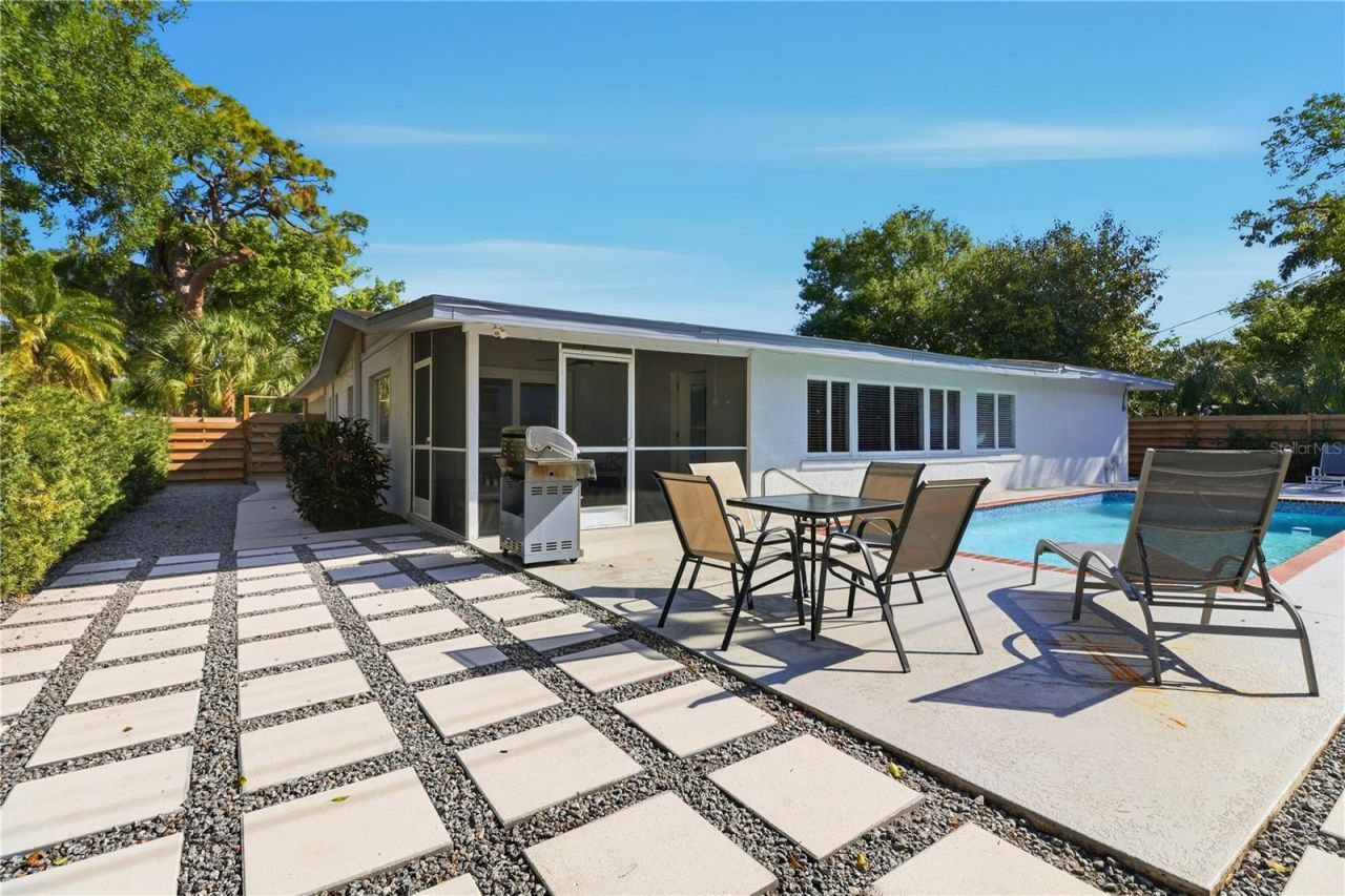 630 Corwood Drive , Sarasota, FL 34234 Photo