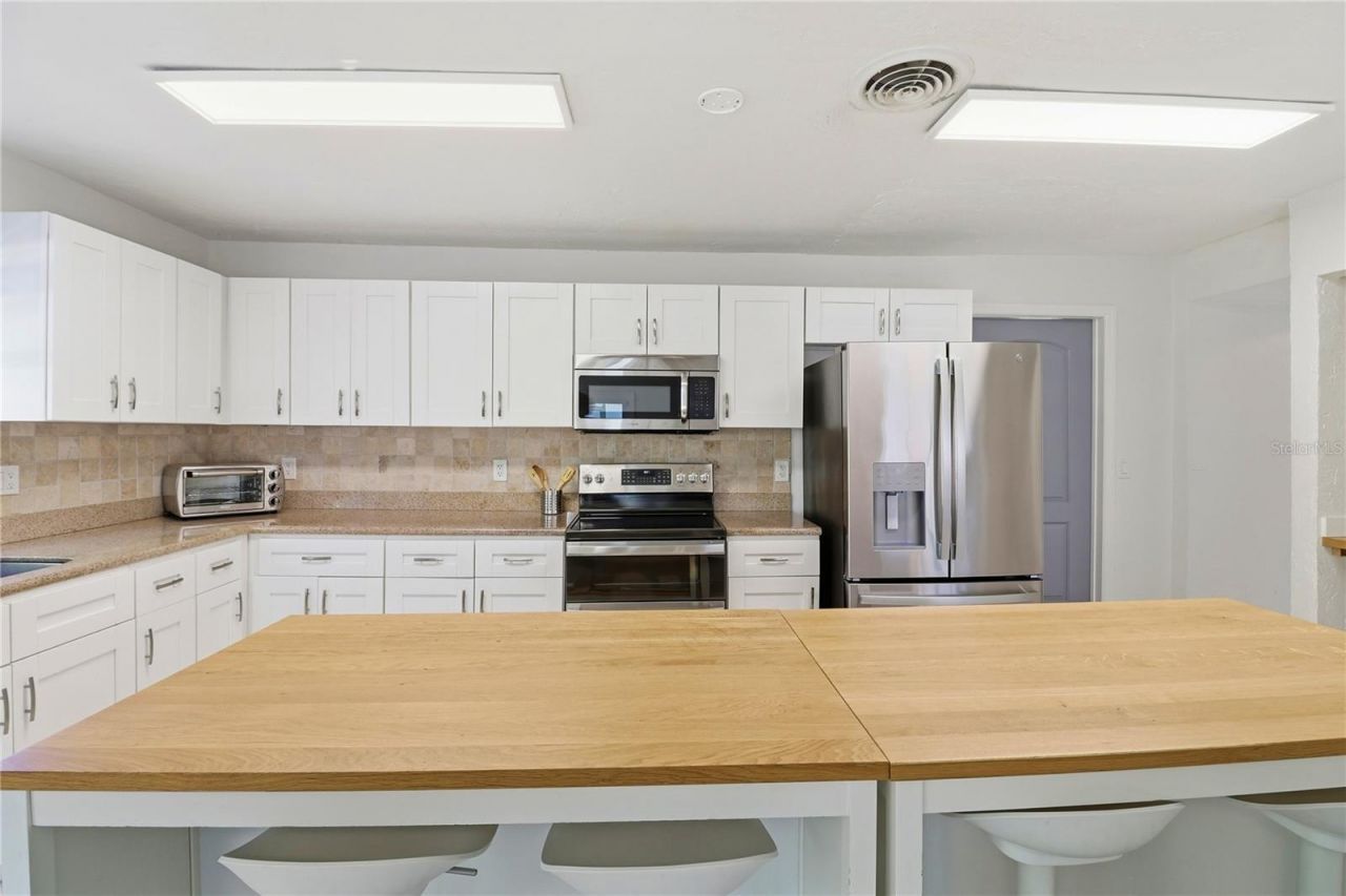 630 Corwood Drive , Sarasota, FL 34234 Photo