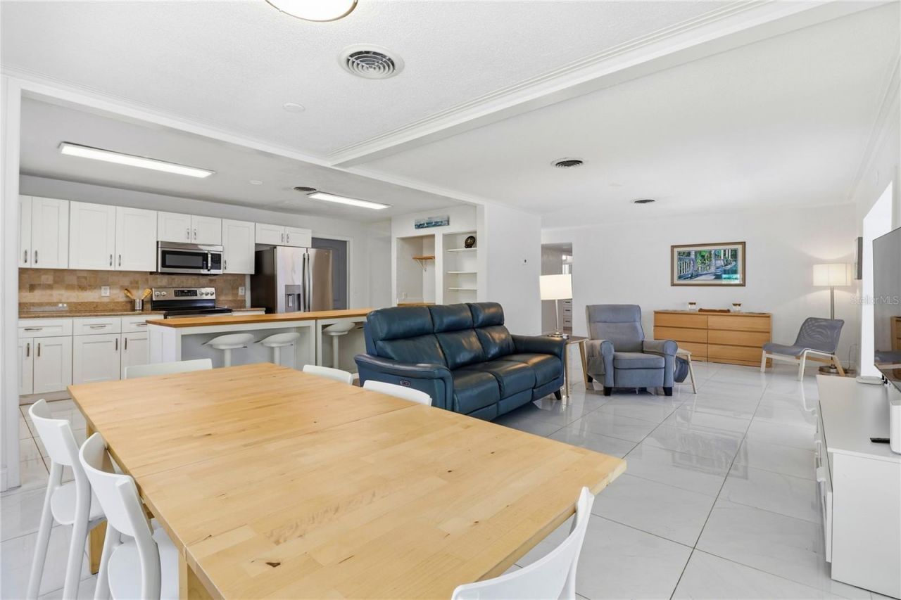 630 Corwood Drive , Sarasota, FL 34234 Photo