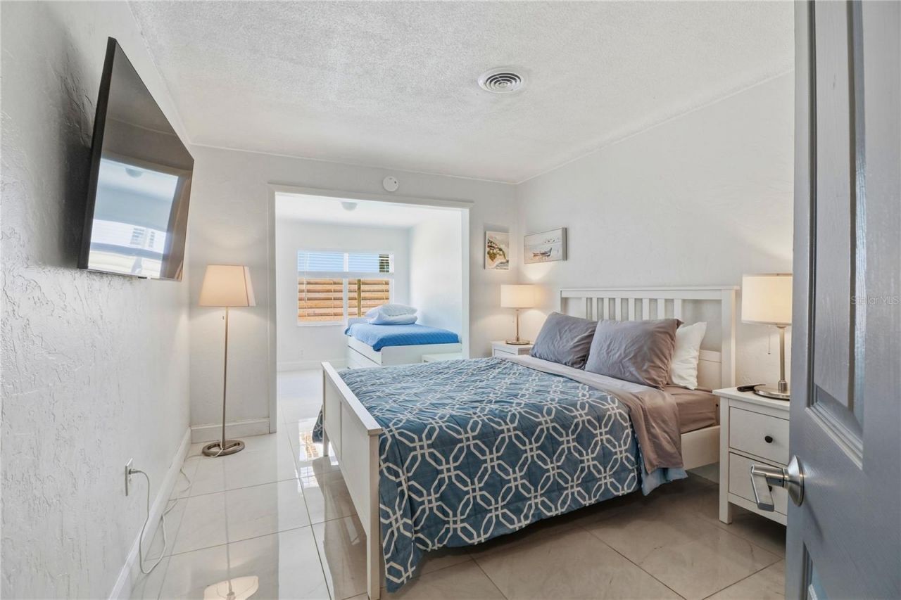 630 Corwood Drive , Sarasota, FL 34234 Photo