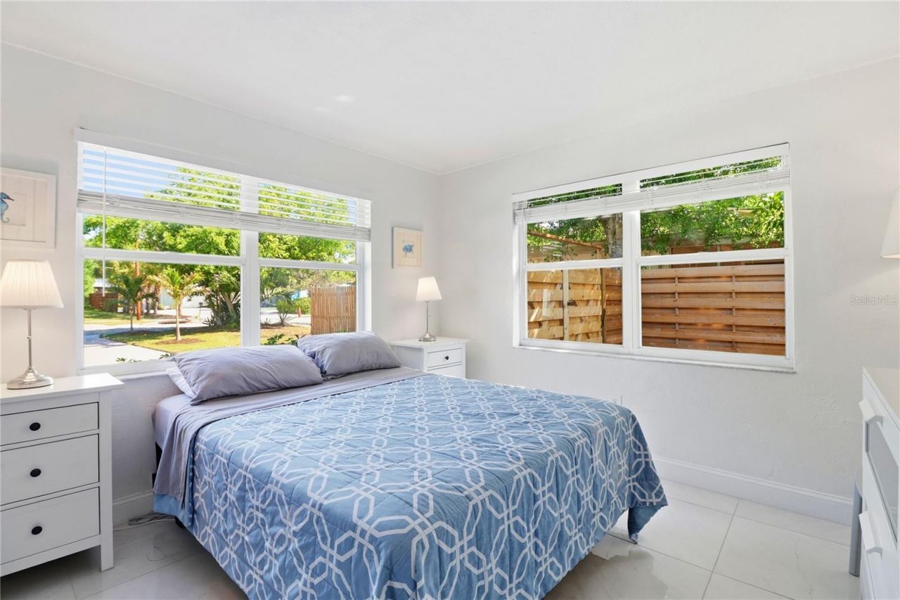630 Corwood Drive , Sarasota, FL 34234 Photo